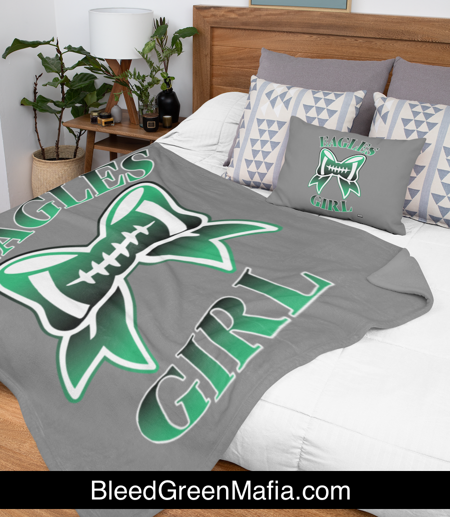 Eagles Girl Cozy Plush Fleece Blanket - 60x80